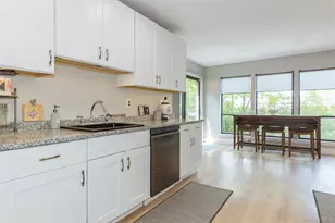105 Nadia Ct, Port Jefferson, NY 11777 - Photo 14