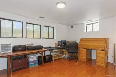 105 Nadia Court, Port Jefferson, NY 11777 - Photo 28