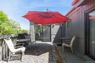 105 Nadia Ct, Port Jefferson, NY 11777 - Photo 32