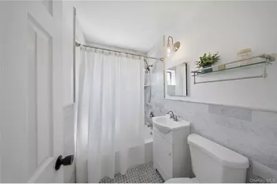 286 Cherry Valley Avenue #A2, Garden City, NY 11530 - Photo 20