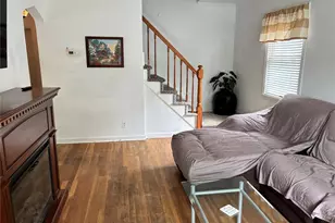 171 Locust St, Floral Park, NY 11001 - Photo 4