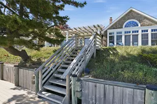 920 Cedar Point Dr E, Southold, NY 11971 - Photo 28