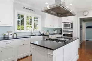 920 Cedar Point Dr E, Southold, NY 11971 - Photo 10