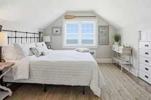 920 Cedar Point Dr E, Southold, NY 11971 - Photo 20