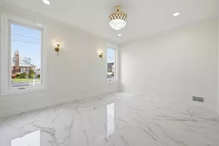 51 Sobro Ave, Valley Stream, NY 11580 - Photo 18