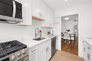 200 N Village Ave, Rockville Centre, NY 11570 - Photo 20