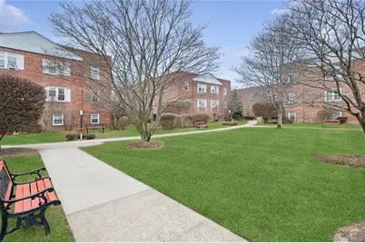 200 N Village Avenue #A3, Rockville Centre, NY 11570 - Photo 24