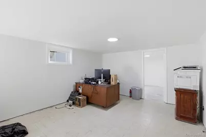 27 Calico Tree Road, Hauppauge, NY 11788 - Photo 24