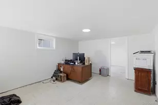 27 Calico Tree Rd, Hauppauge, NY 11788 - Photo 24