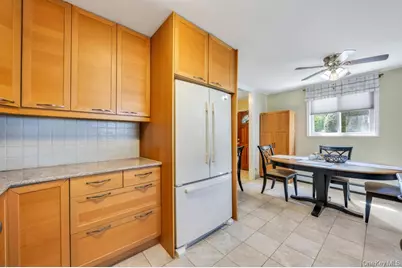 2625 Cypress Avenue, East Meadow, NY 11554 - Photo 18