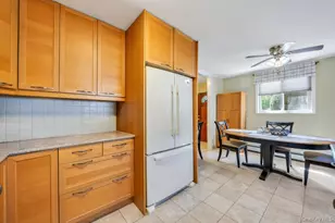 2625 Cypress Ave, East Meadow, NY 11554 - Photo 18
