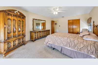 2625 Cypress Avenue, East Meadow, NY 11554 - Photo 38