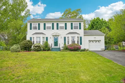 12 Buttermilk Drive, New Windsor, NY 12553 - Photo 1