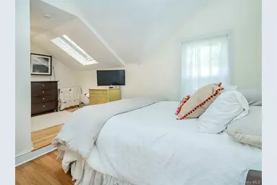 24 Maple Avenue, Sea Cliff, NY 11579 - Photo 30