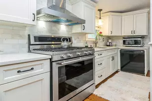 24 Maple Ave, Sea Cliff, NY 11579 - Photo 14