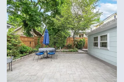 24 Maple Avenue, Sea Cliff, NY 11579 - Photo 32