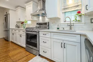 24 Maple Ave, Sea Cliff, NY 11579 - Photo 12