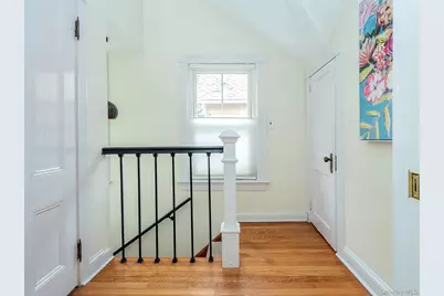 24 Maple Avenue, Sea Cliff, NY 11579 - Photo 22