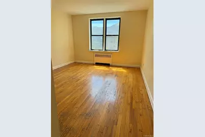 14737 Roosevelt Avenue #2B, Flushing, NY 11354 - Photo 4
