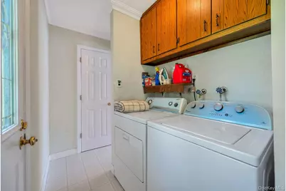 21 Hobson Avenue, Saint James, NY 11780 - Photo 20