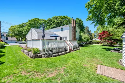 21 Hobson Avenue, Saint James, NY 11780 - Photo 32