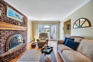21 Hobson Ave, Saint James, NY 11780 - Photo 16
