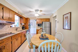 21 Hobson Ave, Saint James, NY 11780 - Photo 12