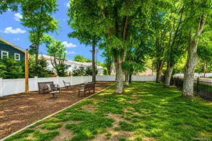 11 Toehee Pl, Islip, NY 11715 - Photo 22
