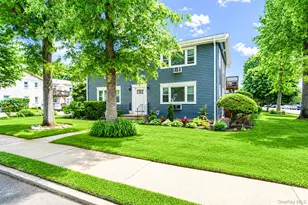 11 Toehee Pl, Islip, NY 11715 - Photo 2