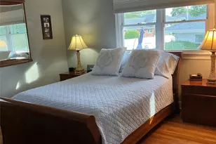 909 Berkshire Dr, Westbury, NY 11590 - Photo 24