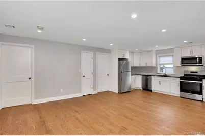 14 A Avenue #2, Port Washington, NY 11050 - Photo 4