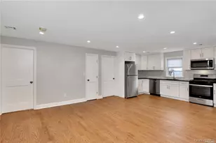 14 A Ave, Port Washington, NY 11050 - Photo 4
