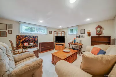 44 Mackay Drive, Hauppauge, NY 11788 - Photo 32