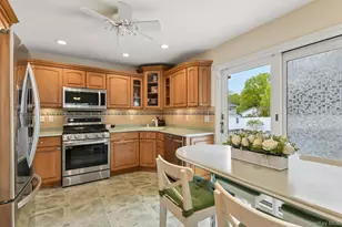 4 Concord Ln, Smithtown, NY 11787 - Photo 6