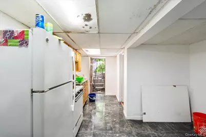 407 Eldert Lane, Brooklyn, NY 11208 - Photo 26