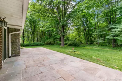 2425 Evergreen Street, Yorktown Heights, NY 10598 - Photo 28