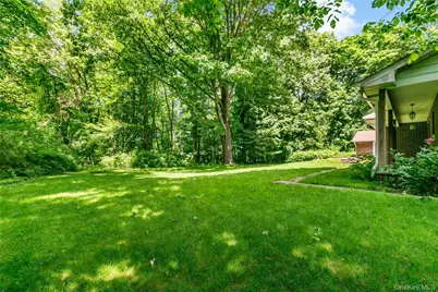 2425 Evergreen Street, Yorktown Heights, NY 10598 - Photo 30