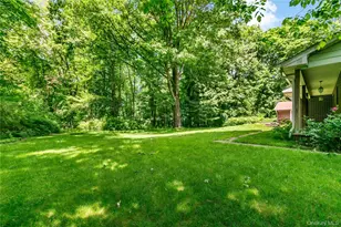 2425 Evergreen St, Yorktown Heights, NY 10598 - Photo 30