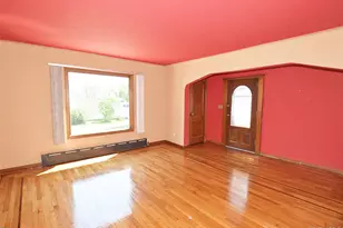 25 Kensington Ct, Copiague, NY 11726 - Photo 4