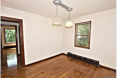 25 Kensington Court, Copiague, NY 11726 - Photo 12