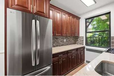 3015 Riverdale Avenue #4B, Bronx, NY 10463 - Photo 12