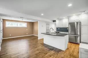 62 Craig Rd, Islip Terrace, NY 11752 - Photo 20