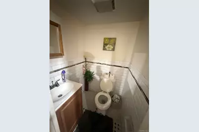 10522 Jamaica Avenue, Richmond Hill, NY 11418 - Photo 12