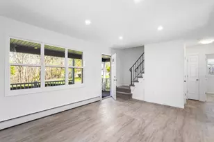 27 (Aka 630) Madison St, Greenport, NY 11944 - Photo 2