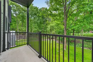 6 San Antonio Cir, Monroe, NY 10950 - Photo 4