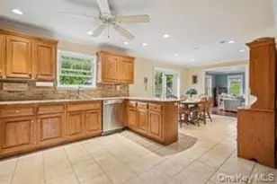 8 Caruso Ct, Thiells, NY 10984 - Photo 14
