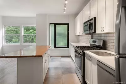 1068 Walton Avenue, Bronx, NY 10452 - Photo 8