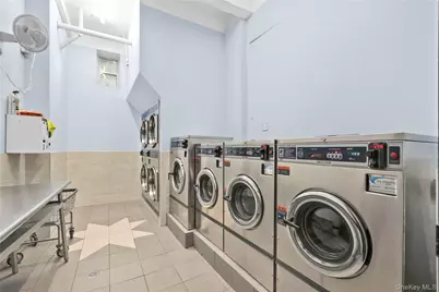 170-06 Crocheron Avenue #2E, Flushing, NY 11358 - Photo 18
