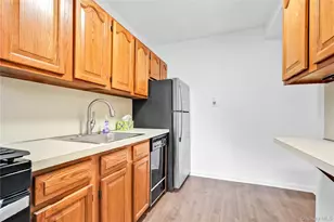 170-06 Crocheron Ave, Flushing, NY 11358 - Photo 10