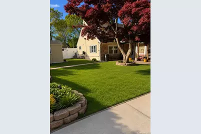 700 Sharon Road, Copiague, NY 11726 - Photo 18